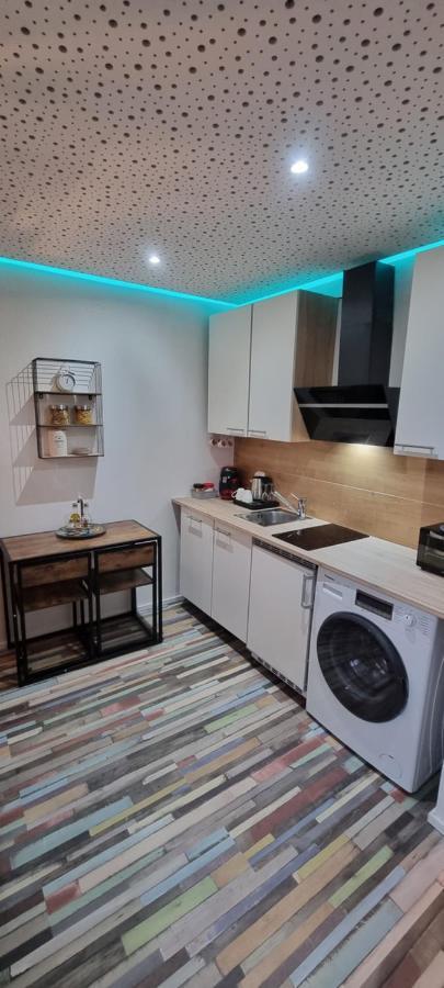 Studio-Apartment ' Andrei 1 ' - Neu In นอยบวร์ก อันแดร์ โดเนา ภายนอก รูปภาพ